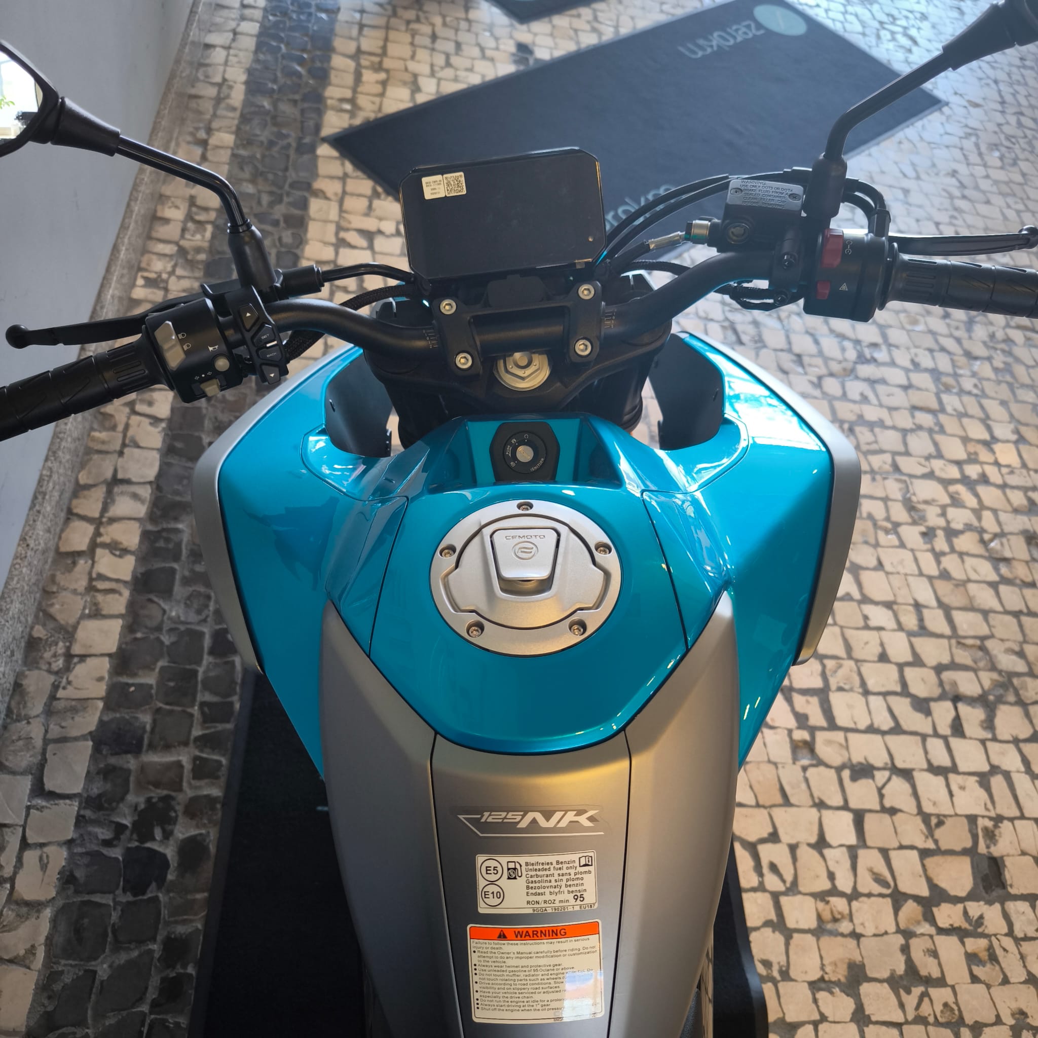 https://zero-km.pt/ZeroKm/Produtos/LCEPDJL51S6002601_5.jpeg