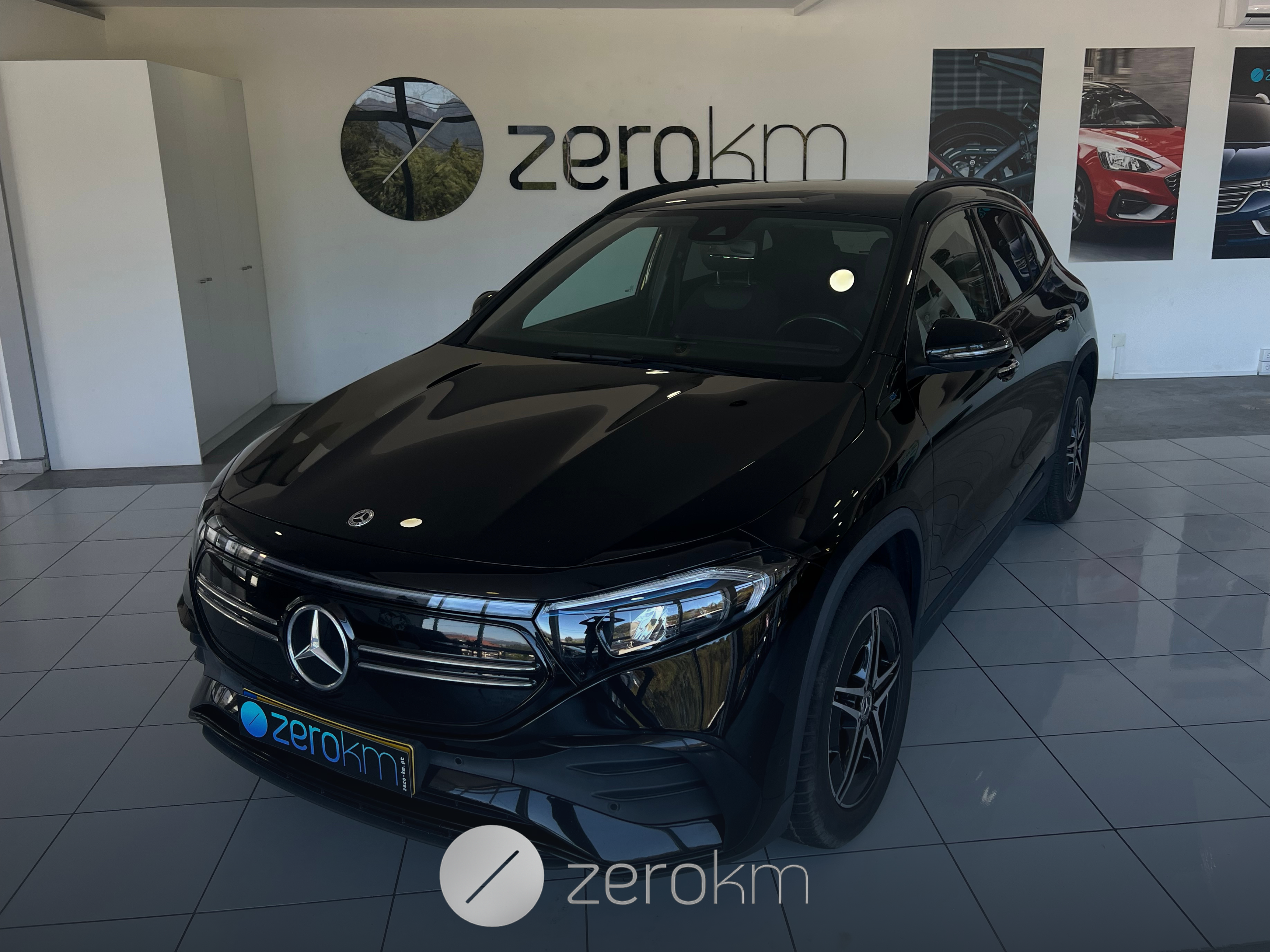 https://zero-km.pt/ZeroKm/Produtos/W1N2437011J037706_1.png